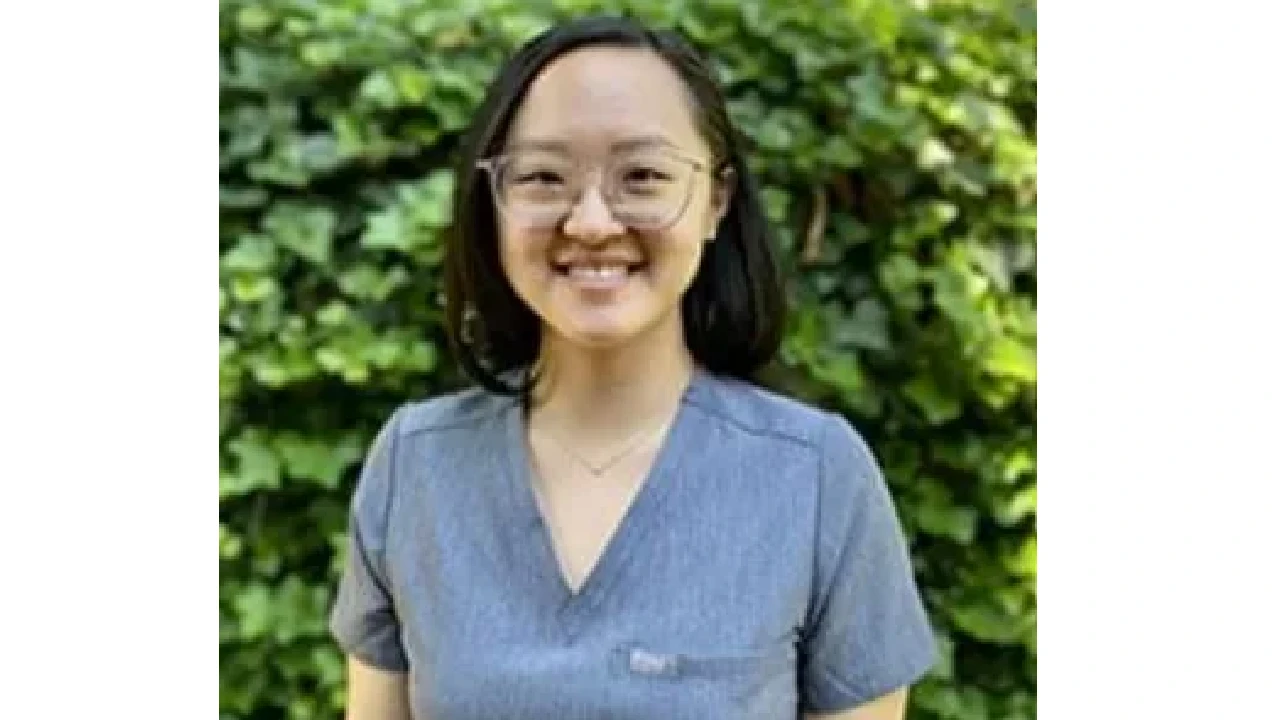 Dr. Alexandra Woo