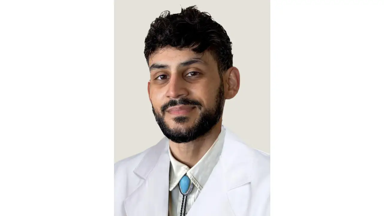 Dr. Momin Shakoor