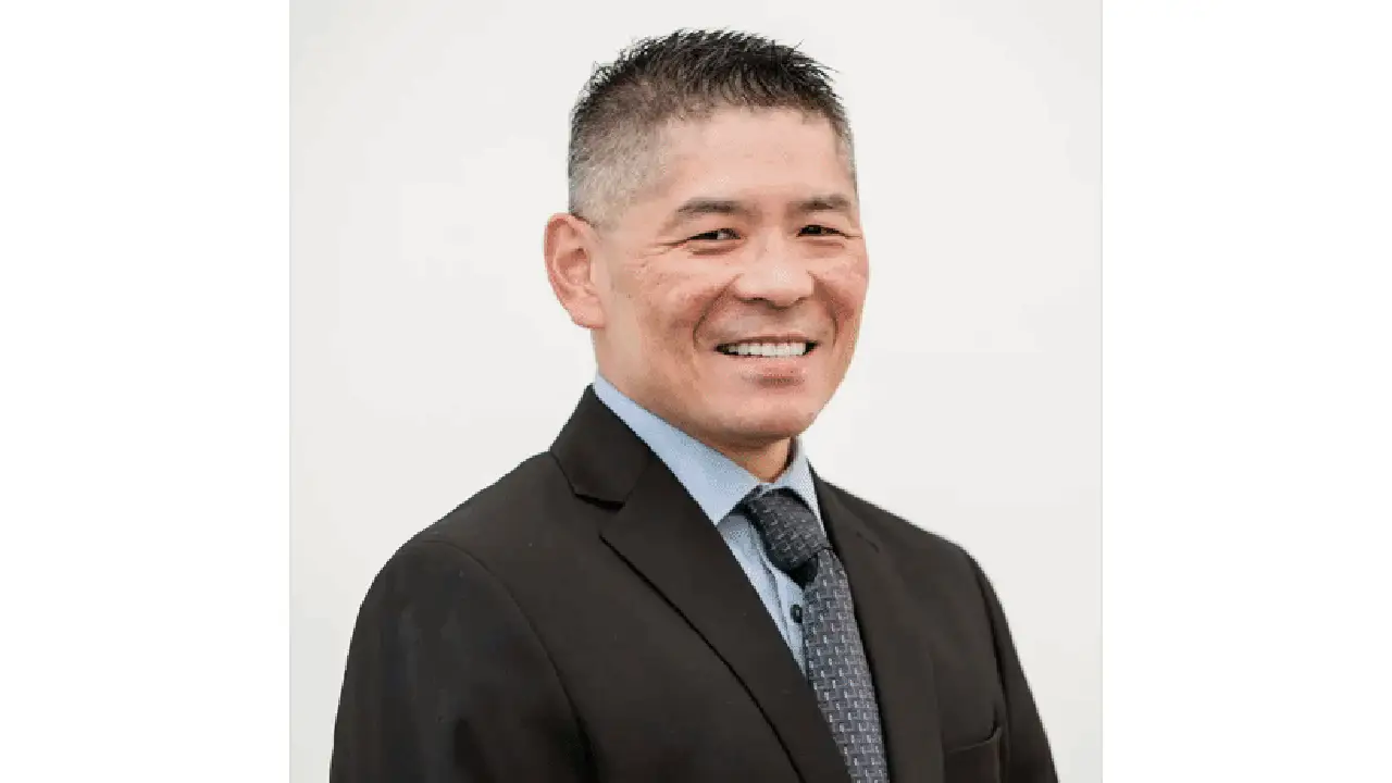 Dr. Arthur Kwan