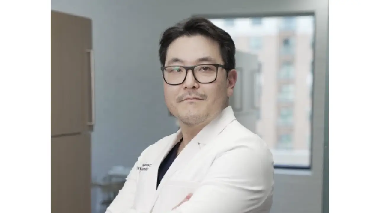 Dr. Tim Chae