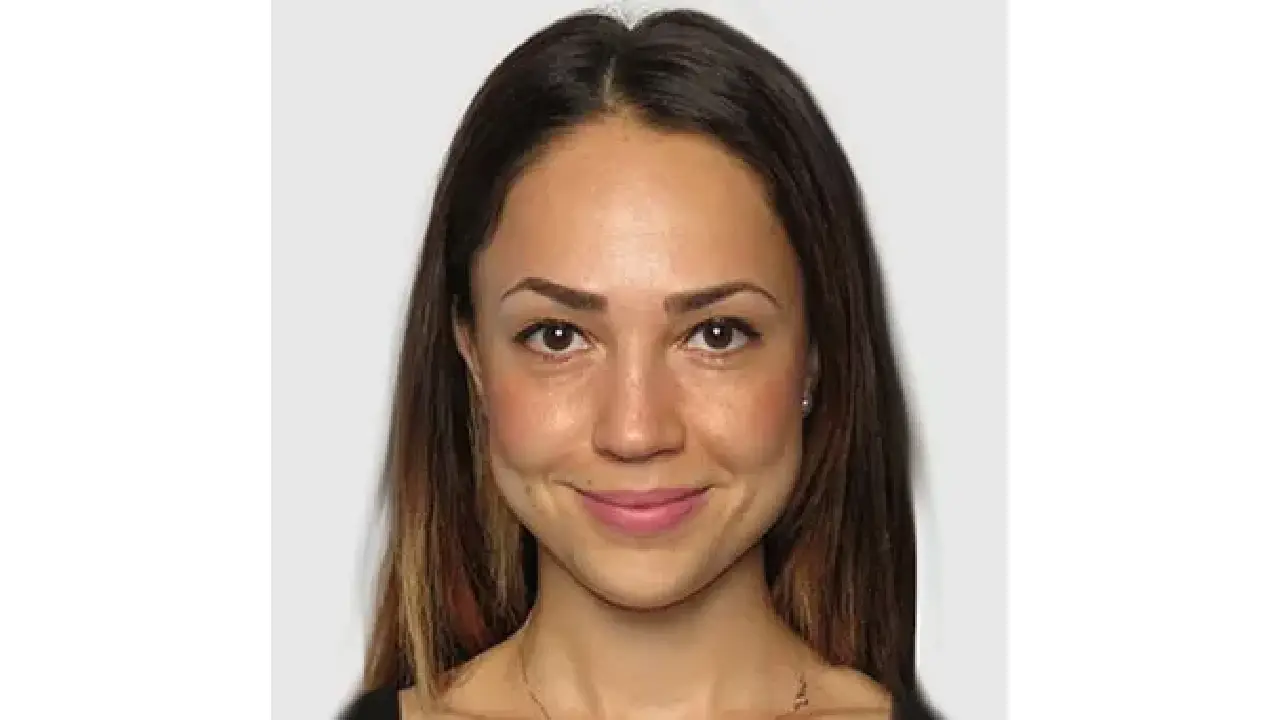 Dr. Yulia Eve