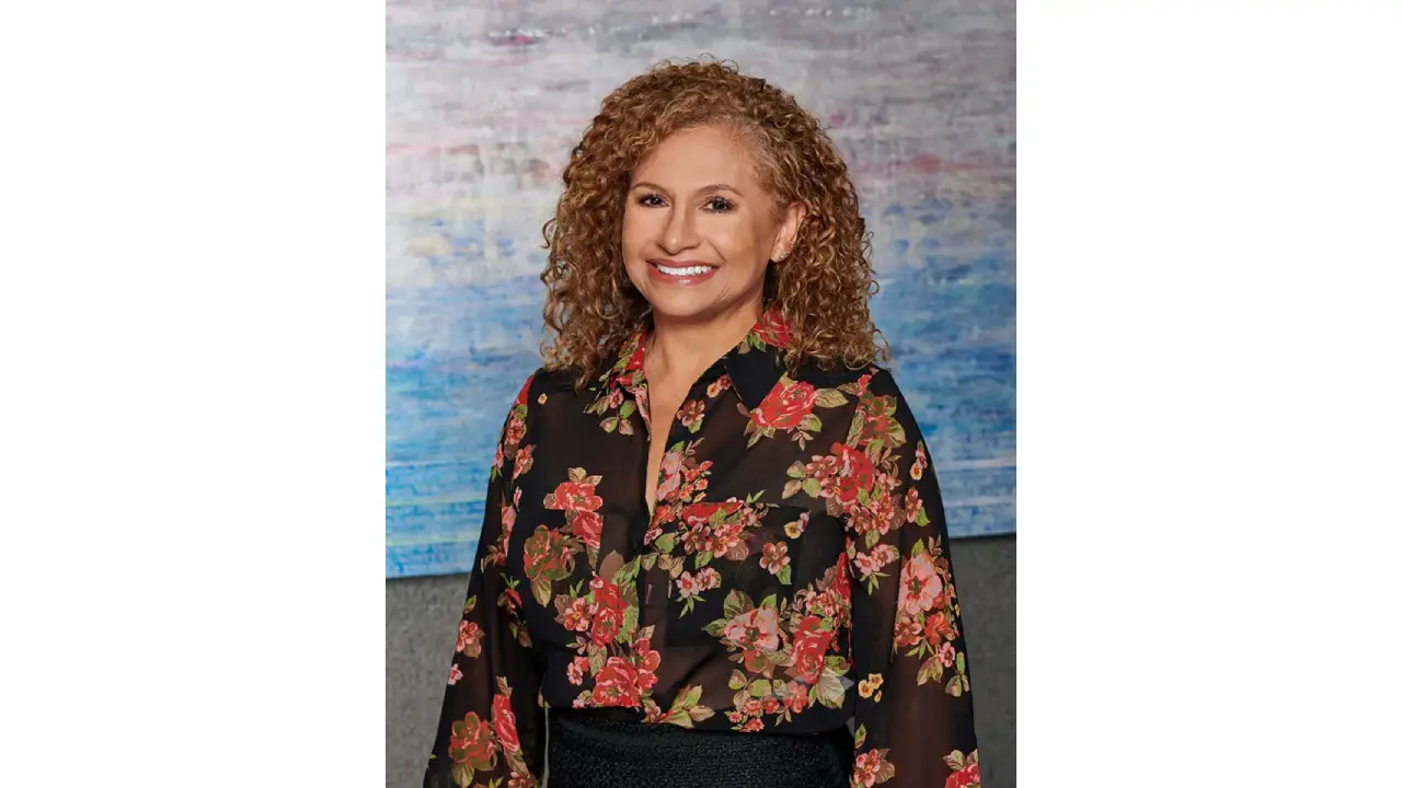 Dr. Amanda Canto