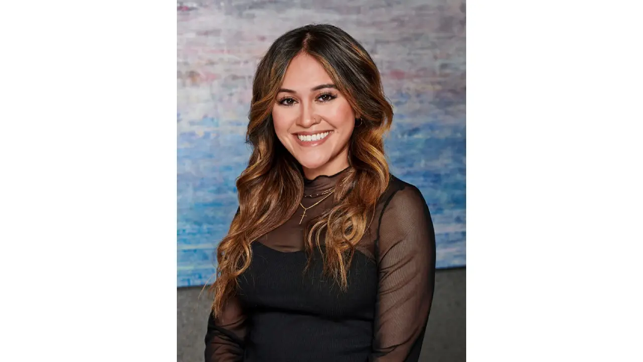 Dr. Amy La