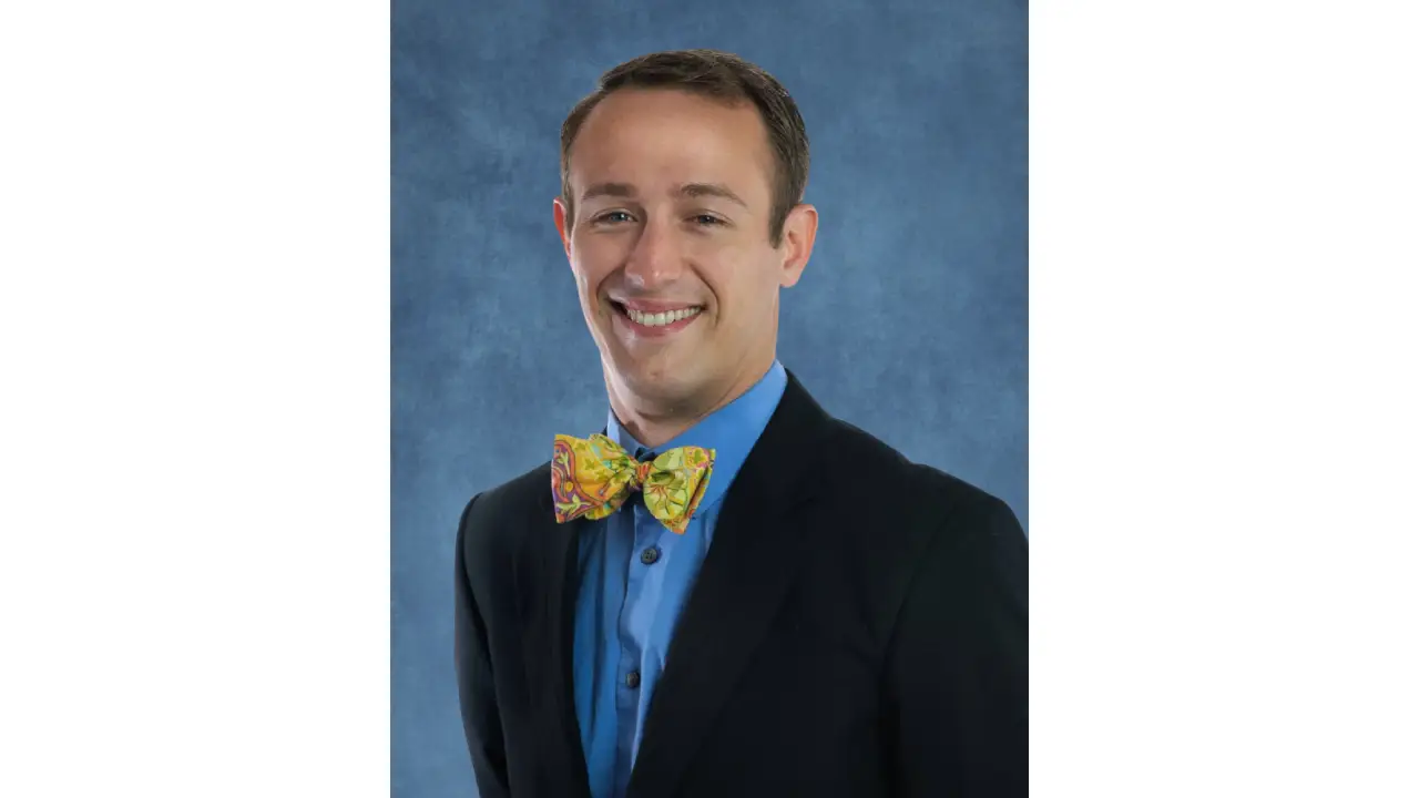 Dr. Christopher Widdifield