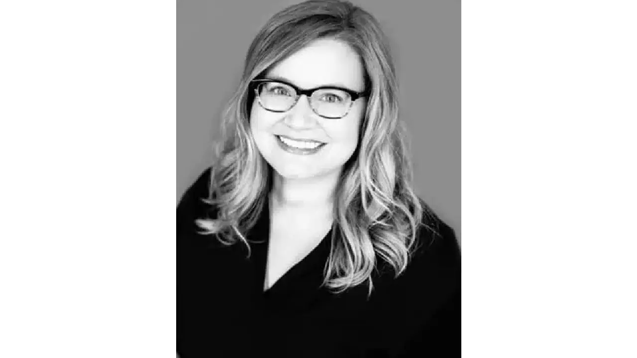 Dr. Kendra Zuercher