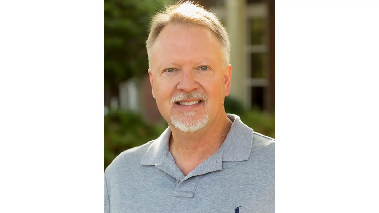 Dr. Robert Young