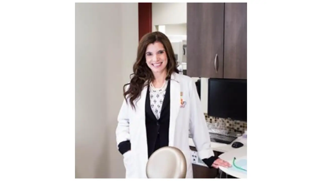 Dr. Ibis Molina Clyde